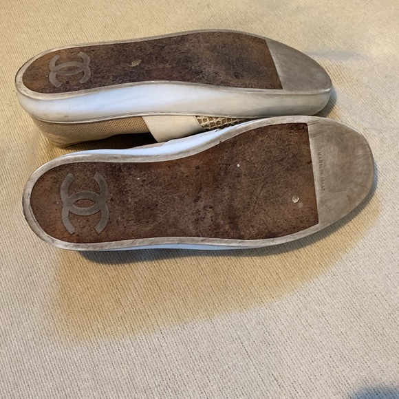 Chanel - Picture 3 of 10